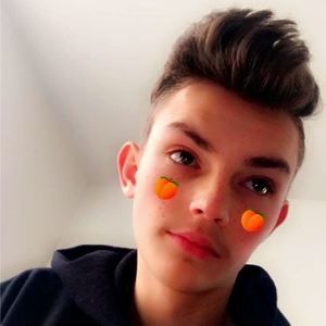 Meet your Posher, Kayden